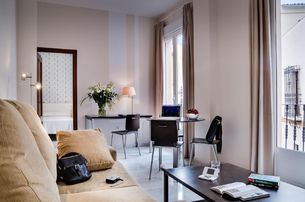 Apartamentos Las Cruces Sevilla Exterior foto