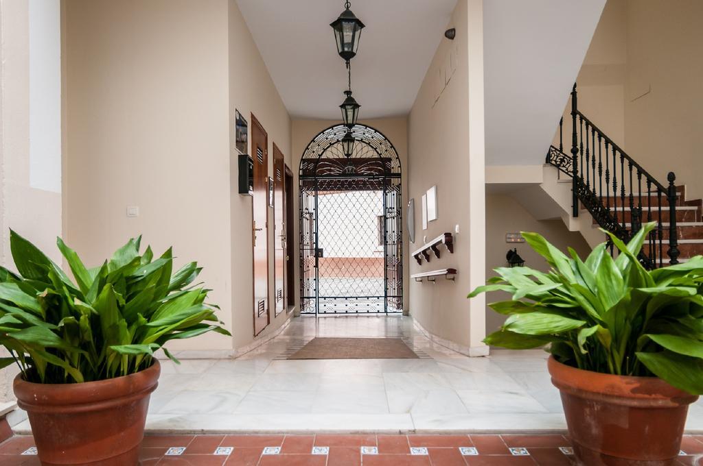 Apartamentos Las Cruces Sevilla Exterior foto